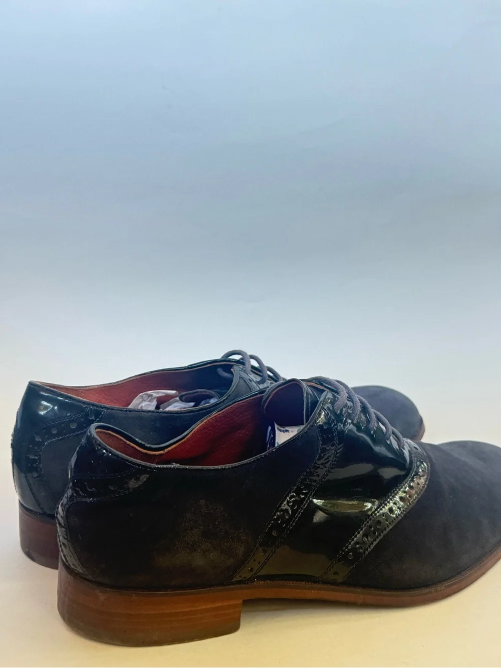 N/A lace up